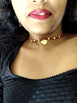 AnanyaKapoor89 online show from September 22, 5:02 am