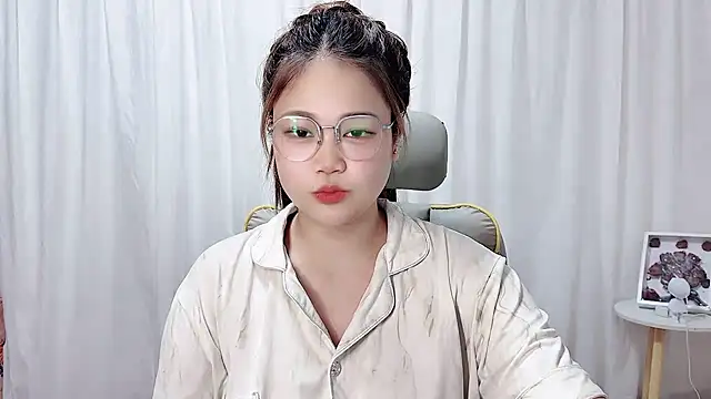 Dec-7758 online show from October 4, 6:48 am