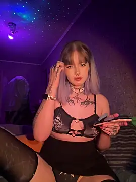 n1ghtcloud online show from September 18, 7:50 pm