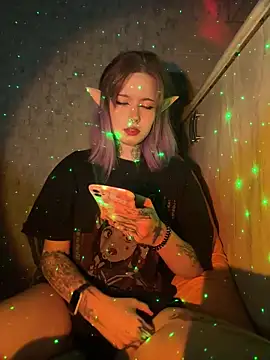 n1ghtcloud online show from November 18, 7:28 pm