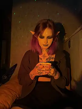 n1ghtcloud online show from October 22, 11:58 pm