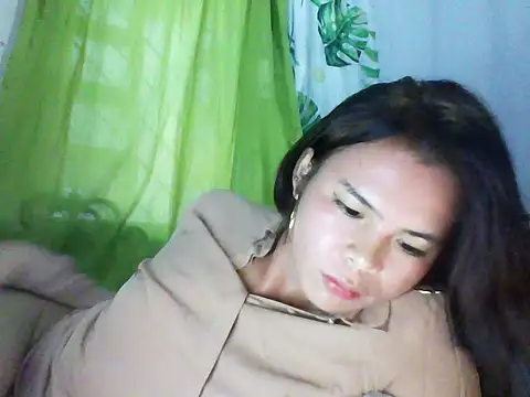 Snapshot of kera_metina chatting on October 2, 5:44 am kera metina online show from October 2, 5:44 am
