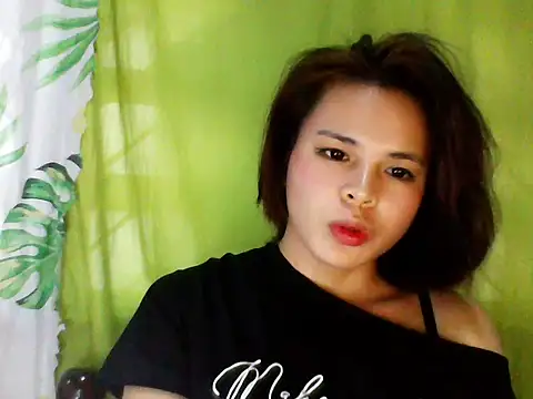 kera metina online show from November 18, 1:43 am