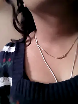 queenbuggi online show from February 23, 8:26 am