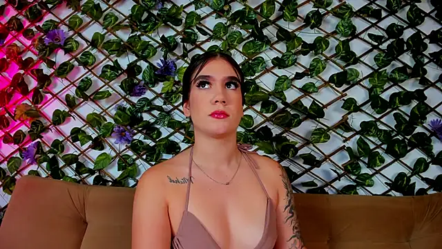 kloe bella online show from September 9, 12:58 pm