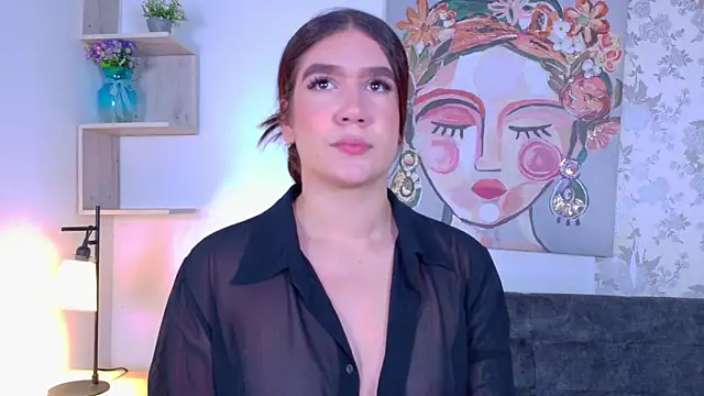 kloe bella online show from November 8, 1:25 pm