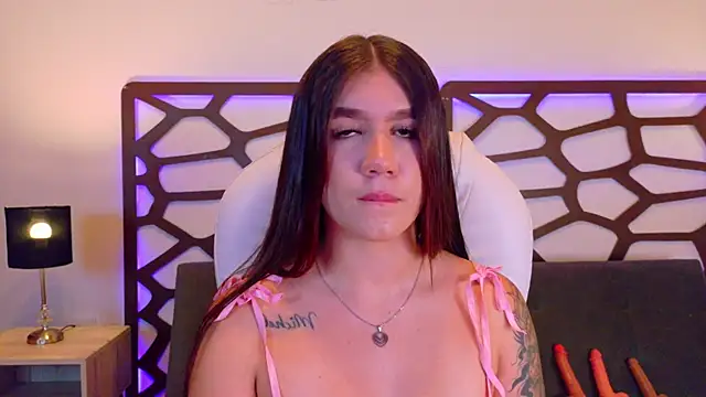 kloe bella online show from November 5, 1:14 pm