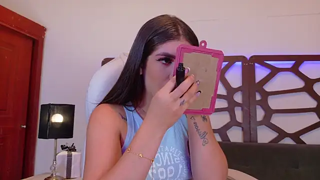 kloe bella online show from December 20, 12:08 pm