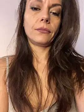 Snapshot of Aria_Storm_ chatting on October 25, 10:47 am Aria Storm online show from October 25, 10:47 am