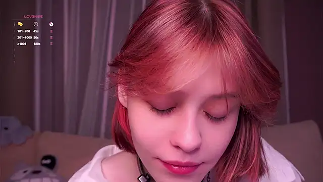 Snapshot of LurleneRamo chatting on November 21, 1:15 am LurleneRamo online show from November 21, 1:15 am