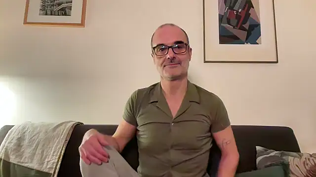 Milkywaymen online show from March 8, 8:45 pm