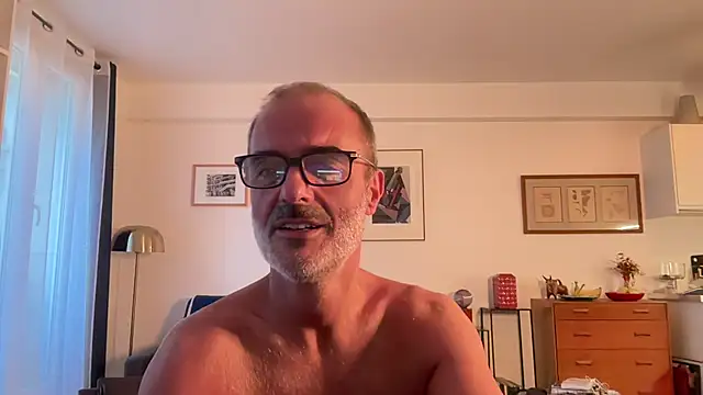Milkywaymen online show from July 11, 7:25 pm