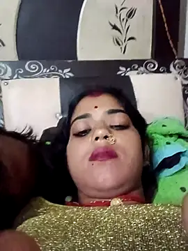 Snapshot of Rachna_Love chatting on September 27, 11:33 pm Rachna Love online show from September 27, 11:33 pm