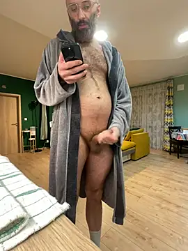 smint06 online show from February 10, 7:35 pm