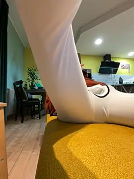 smint06 online show from October 30, 4:26 pm