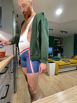 smint06 online show from November 15, 8:02 pm