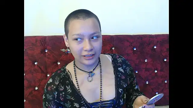 Cherry vald online show from November 12, 12:20 pm