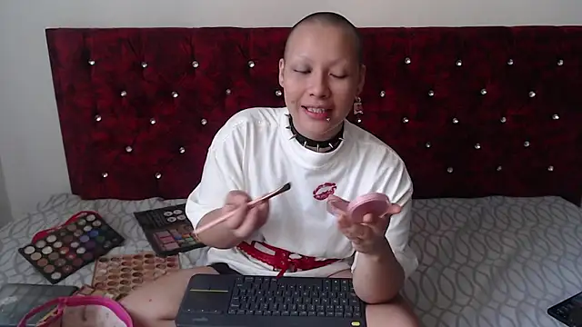 Cherry vald online show from September 22, 1:06 pm