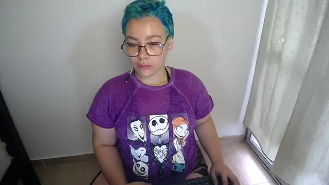 Snapshot of Cherry_vald chatting on July 18, 1:09 pm Cherry vald online show from July 18, 1:09 pm