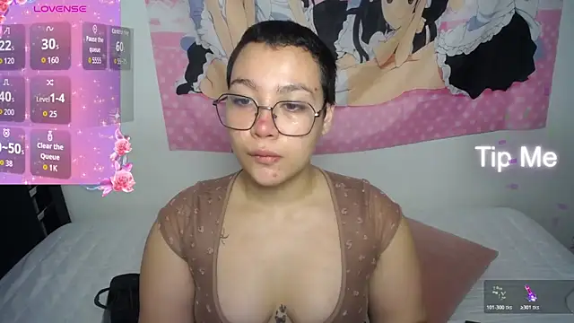 Snapshot of Cherry_vald chatting on June 27, 1:28 pm Cherry vald online show from June 27, 1:28 pm
