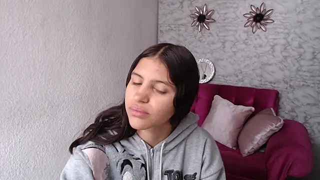 Evagirl69 online show from February 19, 12:13 pm