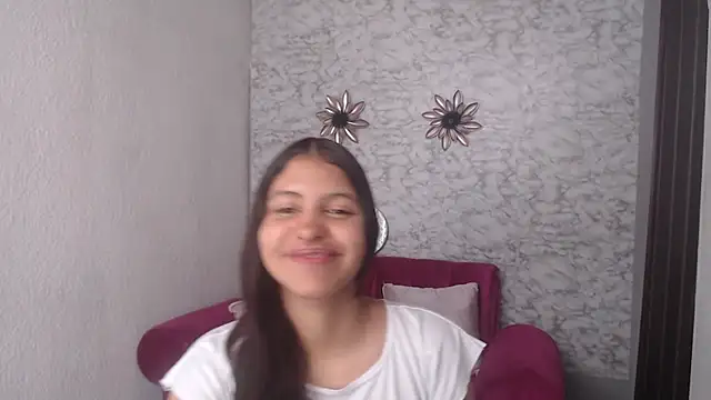 Snapshot of Evagirl69 chatting on October 9, 6:30 pm Evagirl69 online show from October 9, 6:30 pm
