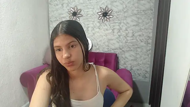 Snapshot of Evagirl69 chatting on September 20, 12:26 am Evagirl69 online show from September 20, 12:26 am