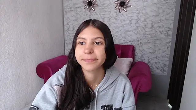 Evagirl69 online show from March 17, 12:30 pm