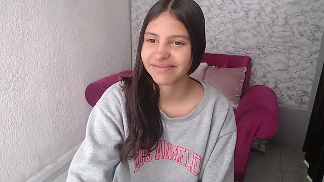 Snapshot of Evagirl69 chatting on September 9, 6:17 pm Evagirl69 online show from September 9, 6:17 pm