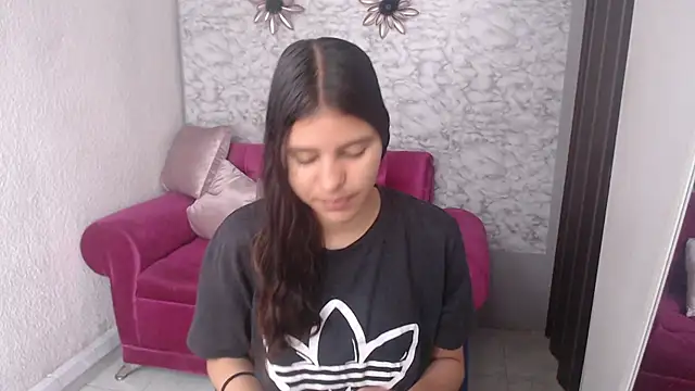 Snapshot of Evagirl69 chatting on September 19, 12:20 pm Evagirl69 online show from September 19, 12:20 pm