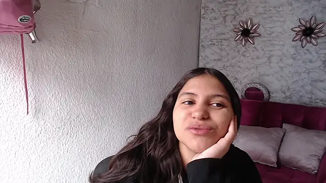 Evagirl69 online show from May 6, 12:20 pm
