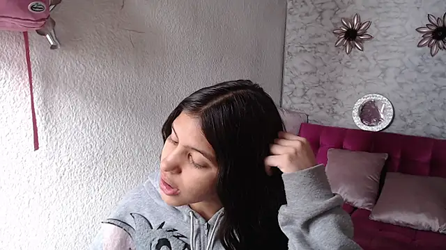 Evagirl69 online show from May 19, 12:23 pm