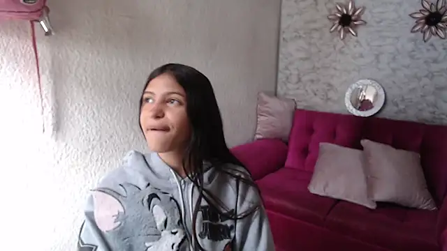 Evagirl69 online show from May 13, 12:23 pm