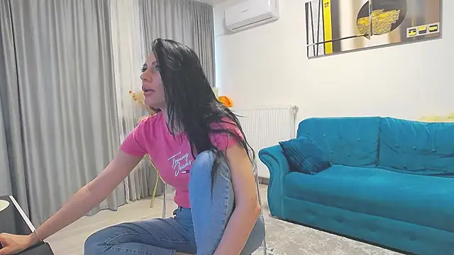 ScarletTemptations online show from March 29, 6:15 am