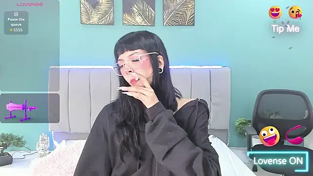 Snapshot of Rizeth chatting on September 28, 2:57 pm Rizeth online show from September 28, 2:57 pm