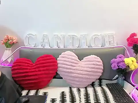 Snapshot of candiceempire chatting on May 22, 3:37 am candiceempire online show from May 22, 3:37 am