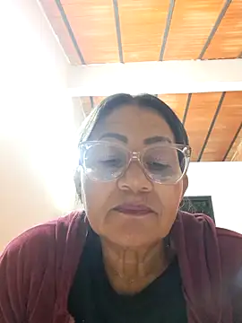 Vickysweeeettt online show from March 30, 3:19 am