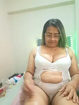 Vickysweeeettt online show from February 8, 1:53 pm