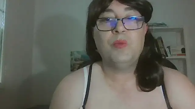 Snapshot of nataliacd chatting on September 9, 2:15 pm nataliacd online show from September 9, 2:15 pm