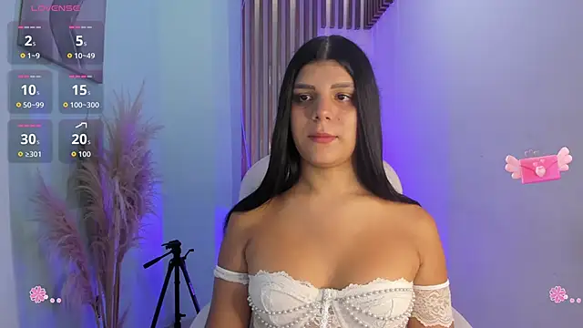 PauliinaBelle  online show from November 15, 1:04 pm