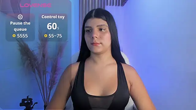 PauliinaBelle  online show from October 31, 1:19 pm