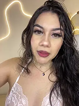Zoe Serrat online show from November 11, 12:33 pm