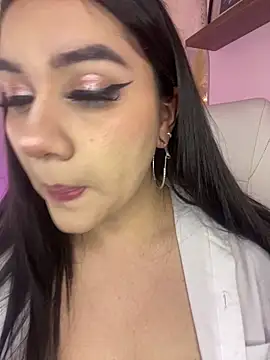 Zoe Serrat online show from October 2, 12:19 pm