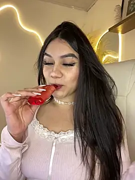 Zoe Serrat online show from November 26, 12:38 pm