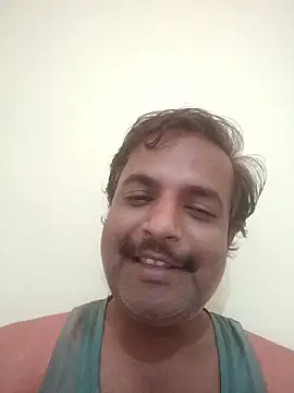 Snapshot of vardh033 chatting on September 17, 8:05 am vardh033 online show from September 17, 8:05 am