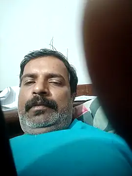 vardh033 online show from March 1, 4:56 am