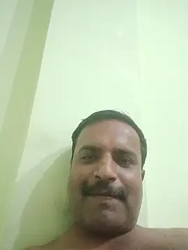 Snapshot of vardh033 chatting on September 29, 12:44 pm vardh033 online show from September 29, 12:44 pm