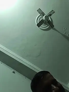 Snapshot of vardh033 chatting on December 14, 8:14 pm vardh033 online show from December 14, 8:14 pm