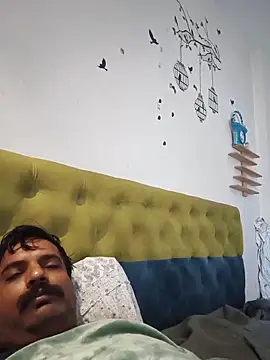 Snapshot of vardh033 chatting on November 16, 3:11 am vardh033 online show from November 16, 3:11 am