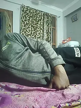 vardh033 online show from February 22, 10:50 am